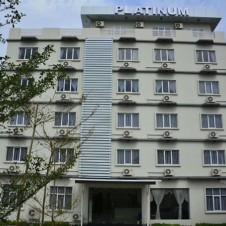 Platinum River View Hotel Yangon Exterior photo