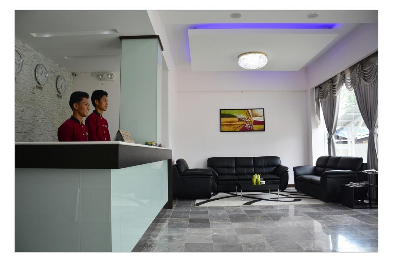 Platinum River View Hotel Yangon Exterior photo
