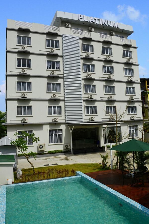Platinum River View Hotel Yangon Exterior photo