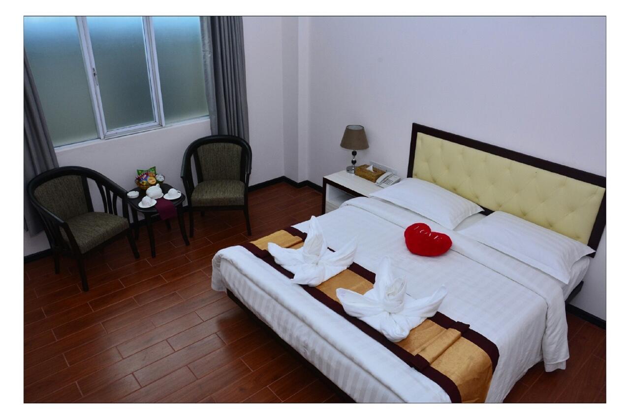 Platinum River View Hotel Yangon Exterior photo