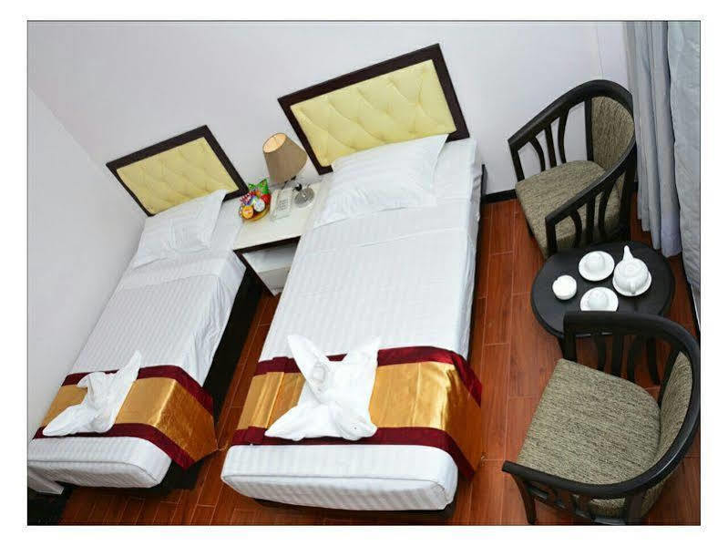 Platinum River View Hotel Yangon Exterior photo